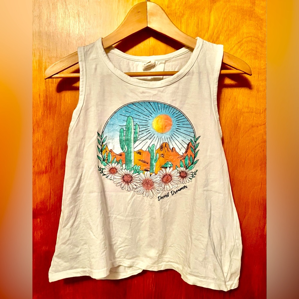 Vibe N. Open Back Crop-Top.